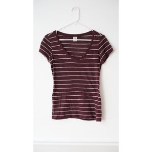 V neck tee